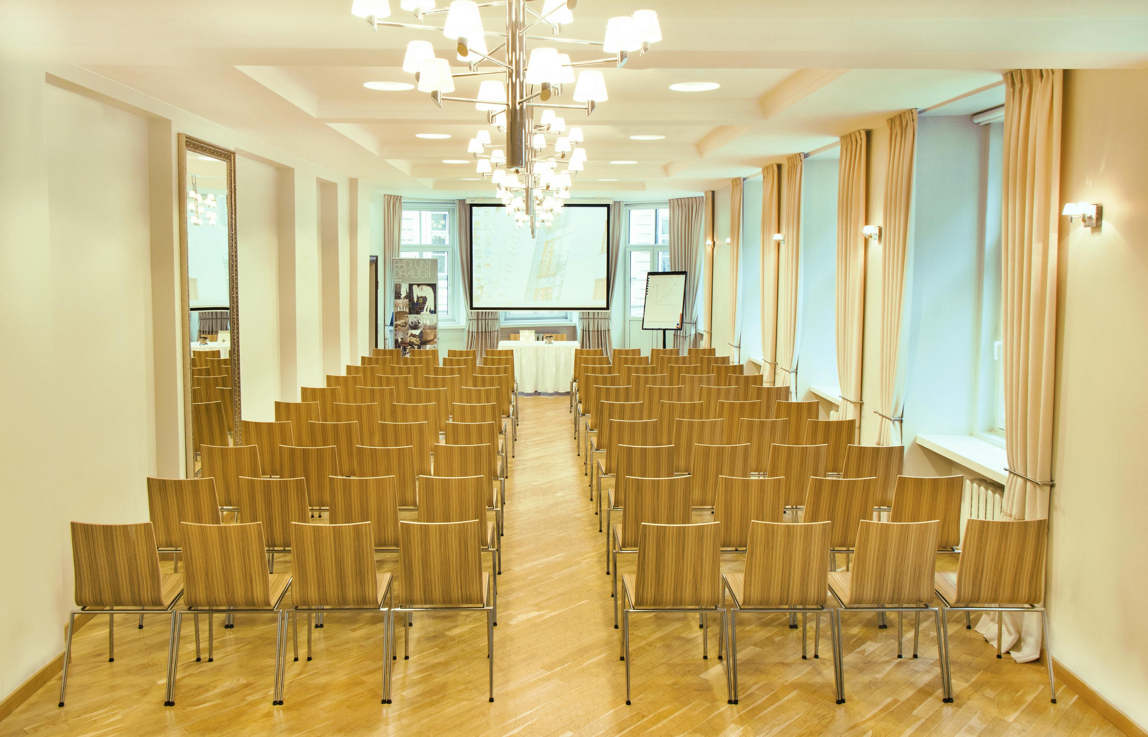 Hestia Draugi 4* Riga